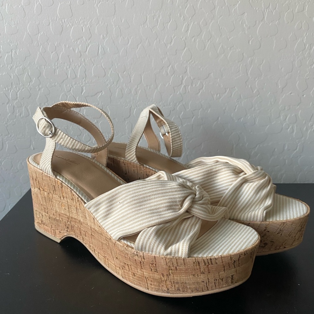 Universal Thread Tan Wedge Sandals